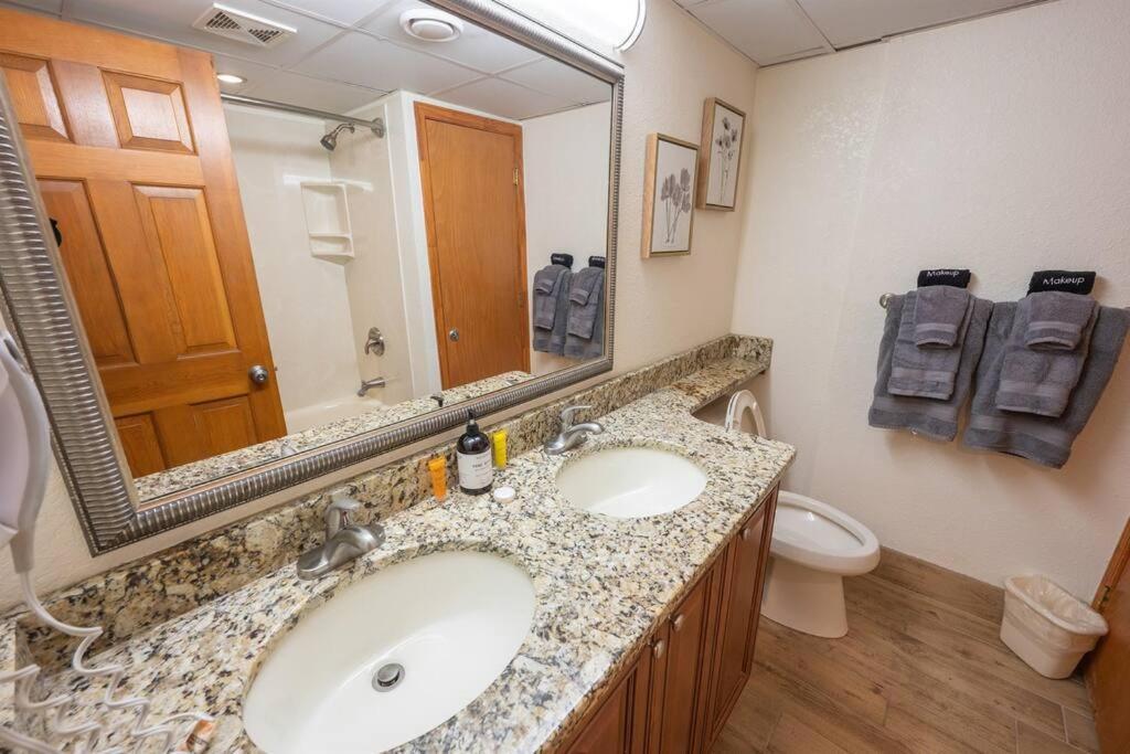 New Remodeled Direct Oceanfront Views Beach Cove Миртл-Бич Экстерьер фото